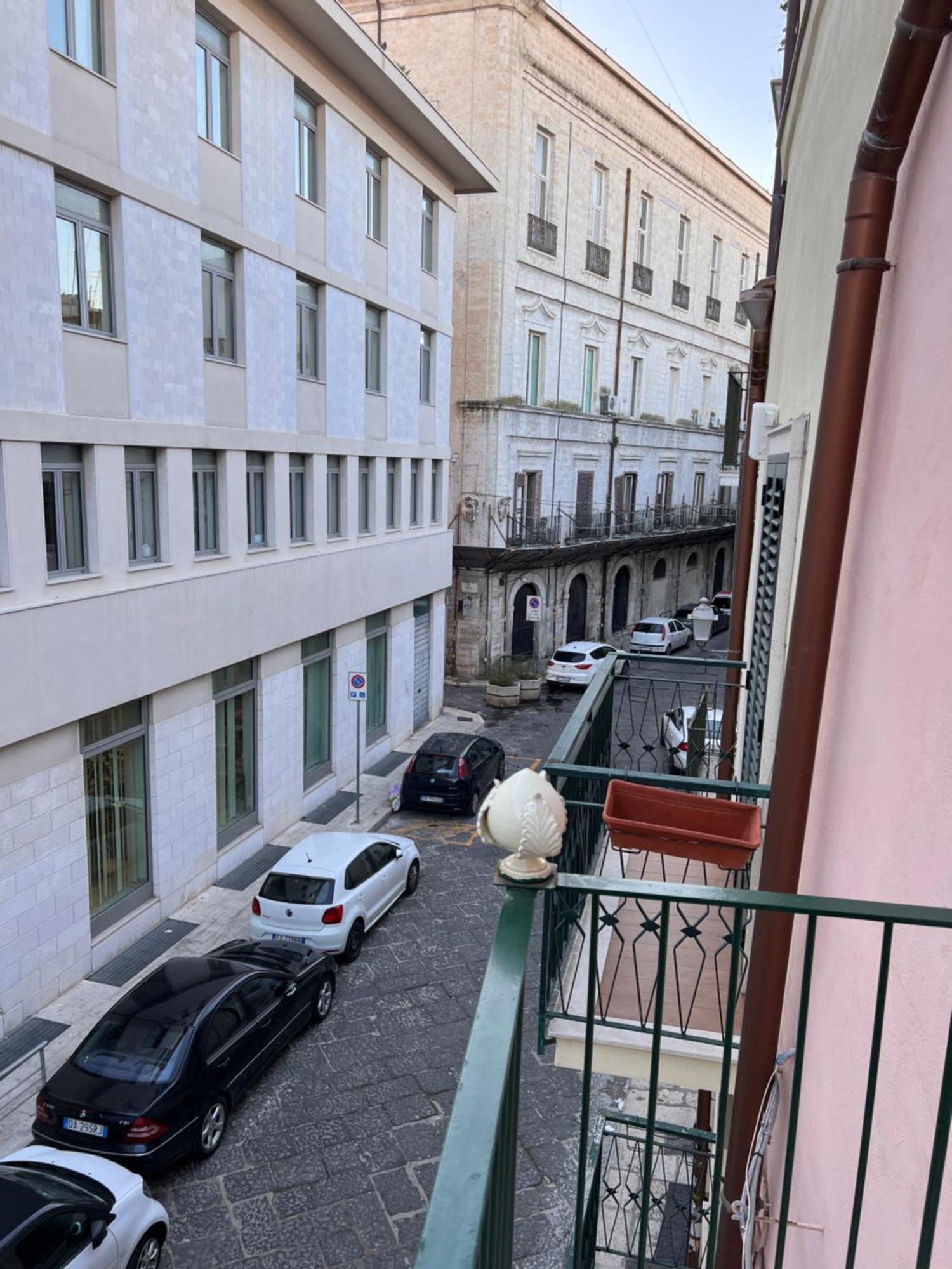 Dimora Le Scalette Apartment Барі Екстер'єр фото