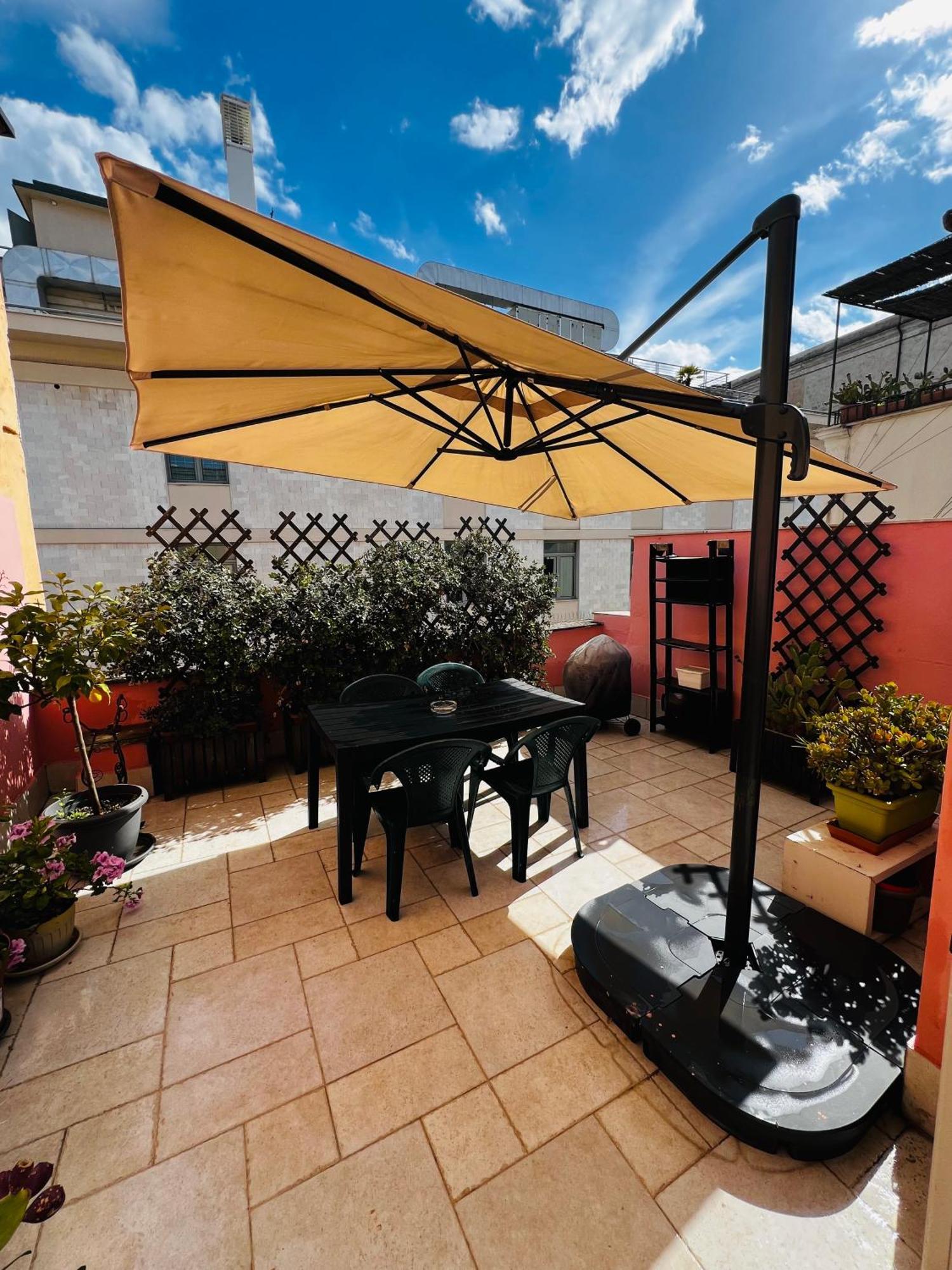 Dimora Le Scalette Apartment Барі Екстер'єр фото