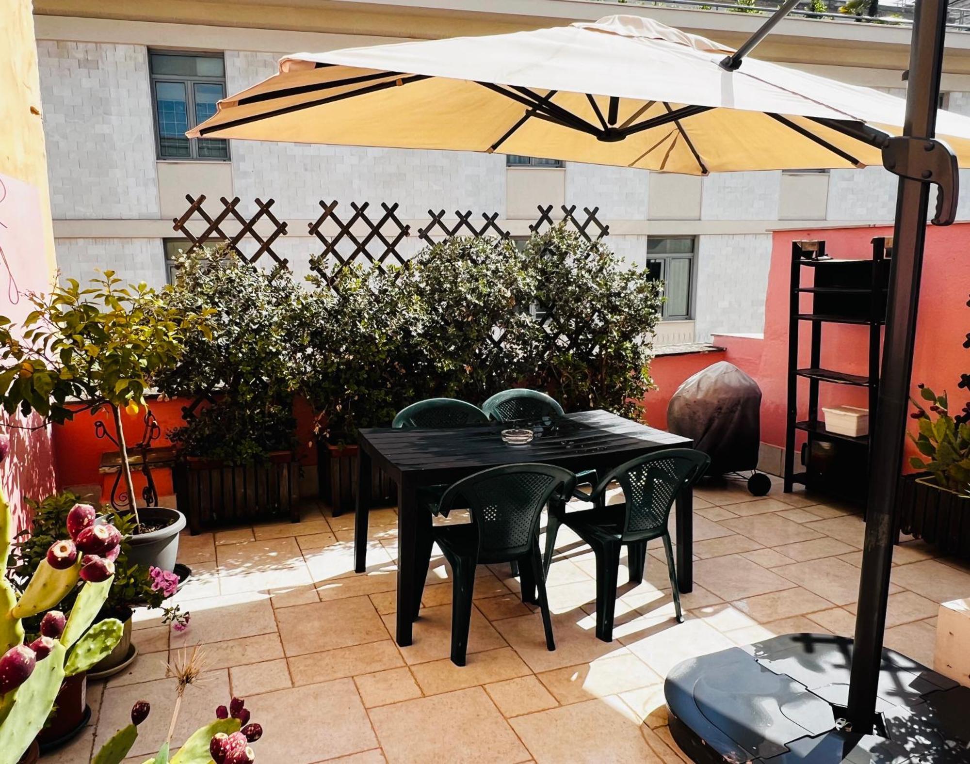 Dimora Le Scalette Apartment Барі Екстер'єр фото